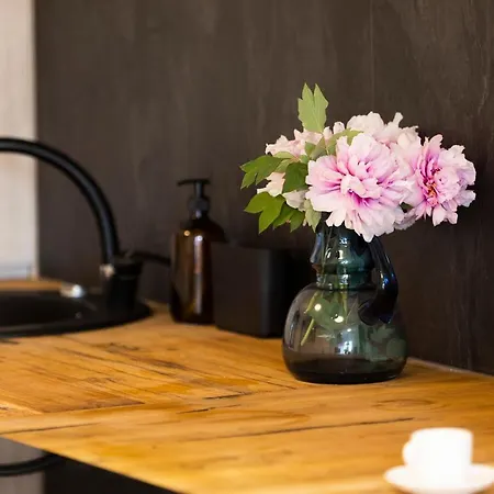 Pleasing Place Free Private Parking