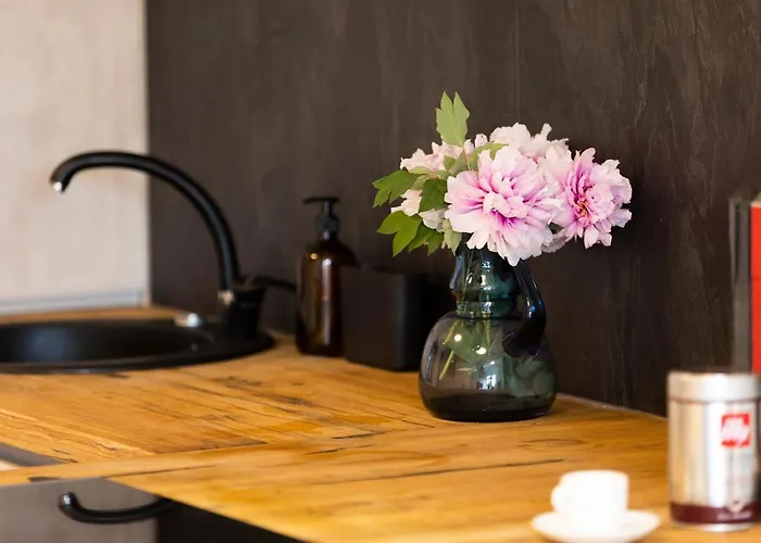 Pleasing Place Free Private Parking